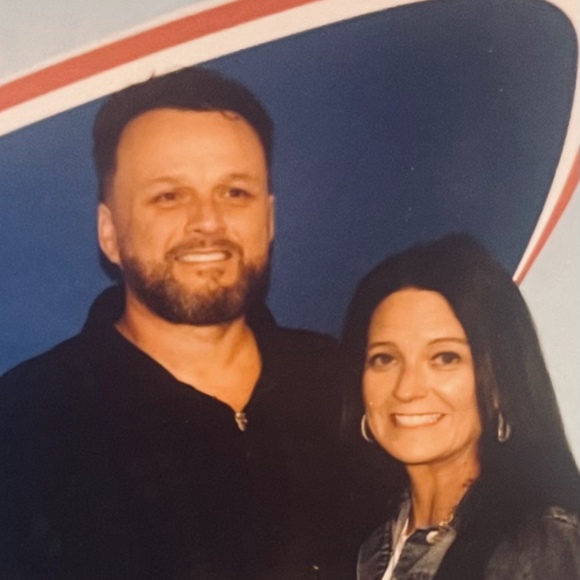 Profile Picture of Brandi Rathke (@brandirathke) on Poshmark