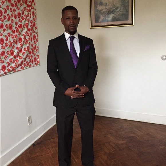 Profile Picture of Charles Littlejohn (@assassin_356) on Poshmark