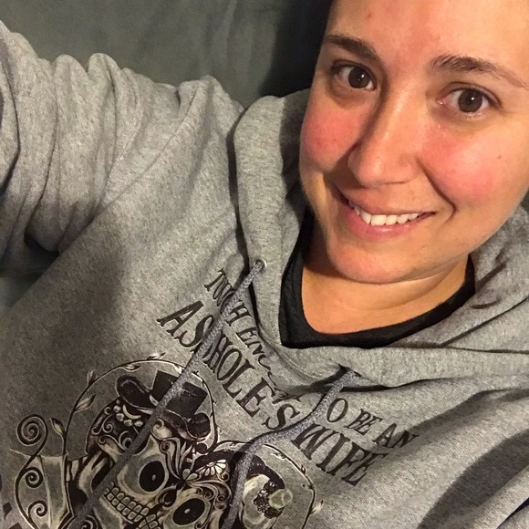 Profile Picture of Amanda Mcgraw (@tommygirl1998) on Poshmark