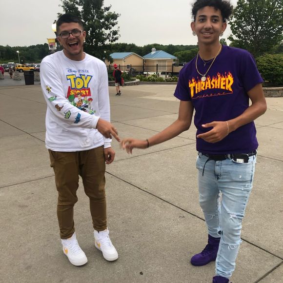 Profile Picture of Andrew Newcombe (@andrewnewcombe) on Poshmark