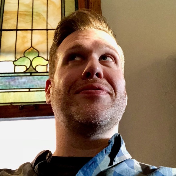 Profile Picture of Steve Kahler (@stephenmkahler) on Poshmark