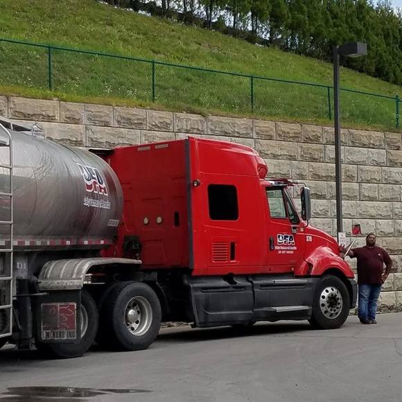 Profile Picture of Douglas Marshall (@dmarsh79) on Poshmark