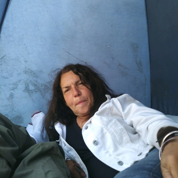 Profile Picture of Alvin Washington (@alvin3200) on Poshmark