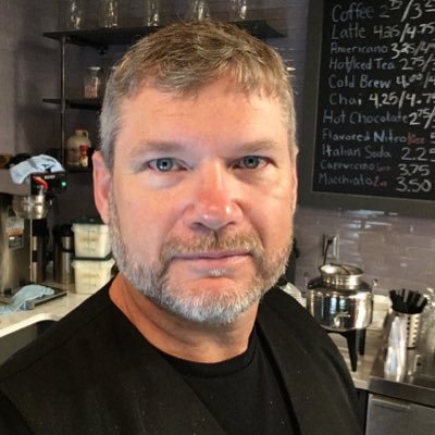 Profile Picture of Jerry Snow (@JerrySn29373074) on Twitter