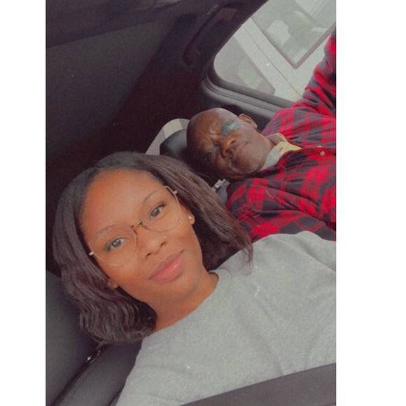 Profile Picture of Angie Mulisa (@angiemulisa) on Poshmark