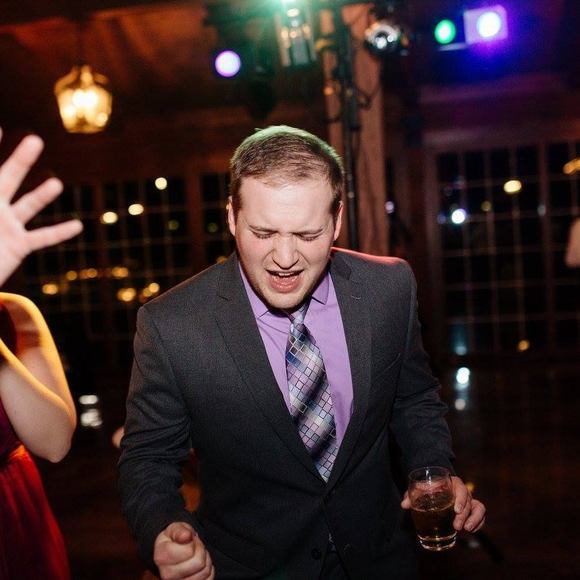 Profile Picture of Dan Brott (@danaustin) on Poshmark