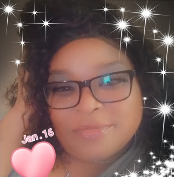 Profile Picture of Didi Candies (@didicandies) on Poshmark