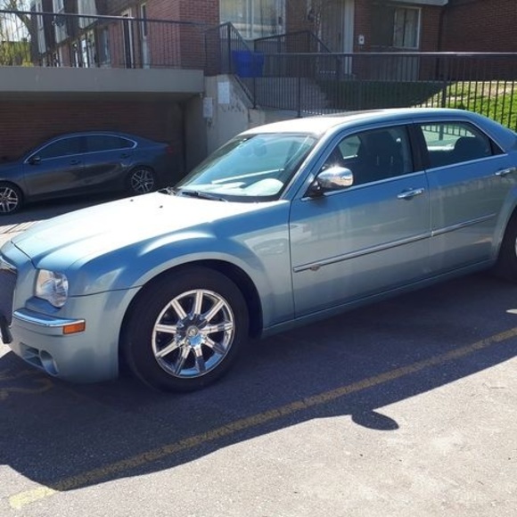 Profile Picture of James Tucker (@jimmbagg) on Poshmark