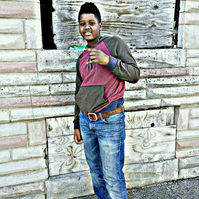 Profile Picture of Quron Smith (@Weasel_Wea) on Twitter