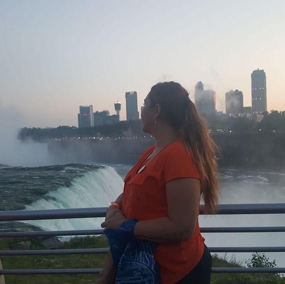 Profile Picture of Yazmin Cor (@corderoyazmin25) on Poshmark