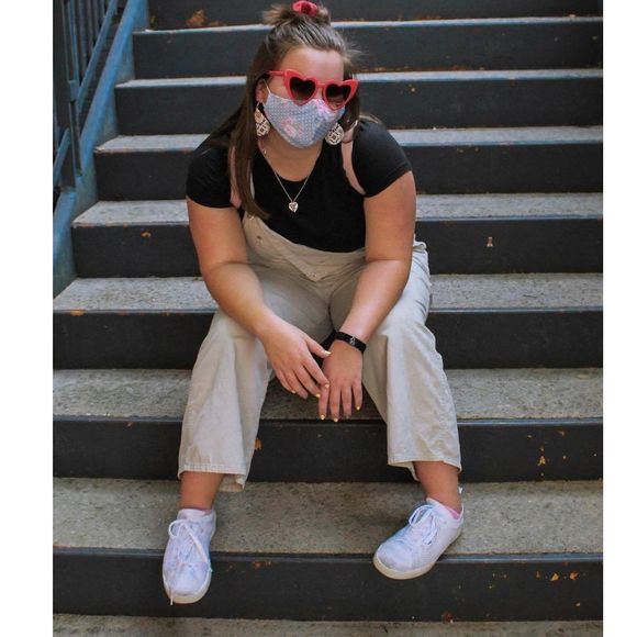 Profile Picture of Katie Burke (@kt_jane3) on Poshmark