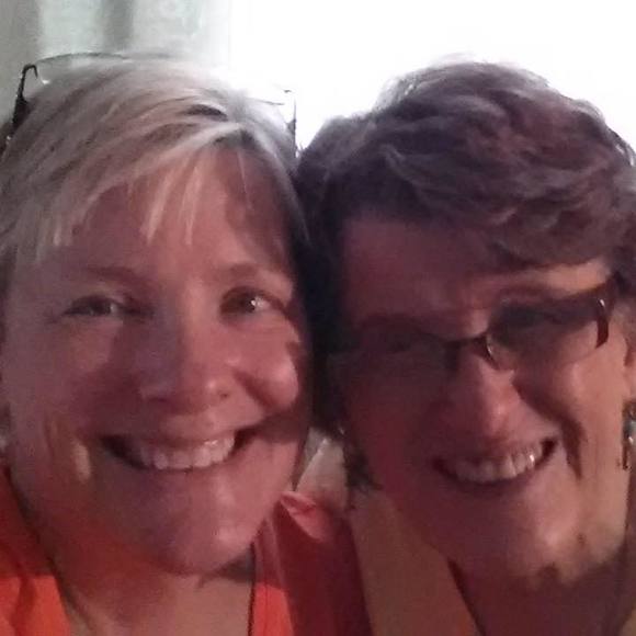 Profile Picture of Barb Ferguson (@fergo) on Poshmark