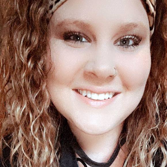 Profile Picture of Bre Behrendt (@brebear143) on Poshmark