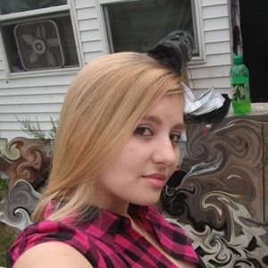 Profile Picture of Autumn Barnes (@tinkerbell1589) on Myspace