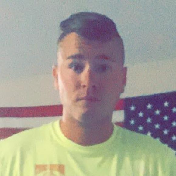 Profile Picture of Matthew Loewy (@matthewloewy) on Poshmark