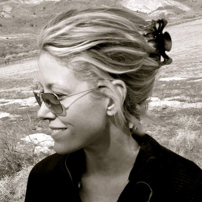 Profile Picture of Jennifer MacLean (@jenashmac) on Twitter