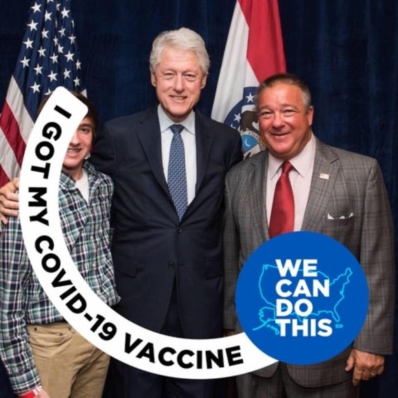 Profile Picture of Jeff Aboussie (@jeffaboussie1) on Poshmark