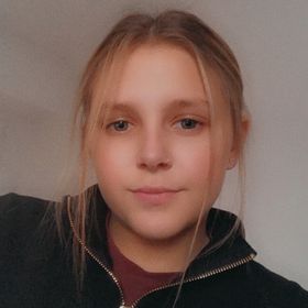 Profile Picture of Kerris Walpole (@kerriswalpole) on Pinterest