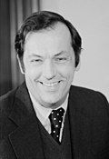 Profile Photo of Bill Bradleyon Wikipedia