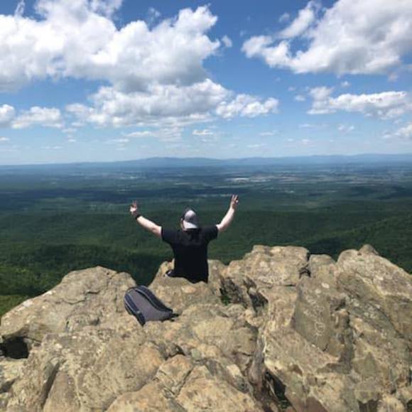 Profile Picture of Richard Lizama (@riclizama1993) on Poshmark