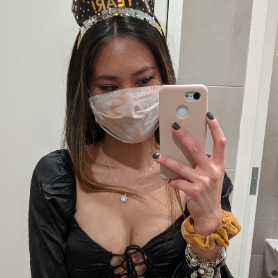 Profile Picture of Julie Lan Anh (@julielananh) on Twitter