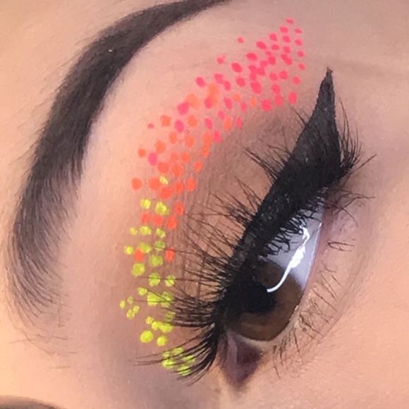 Profile Picture of Ruby Bradshaw (@ruby_bradshaw) on Poshmark