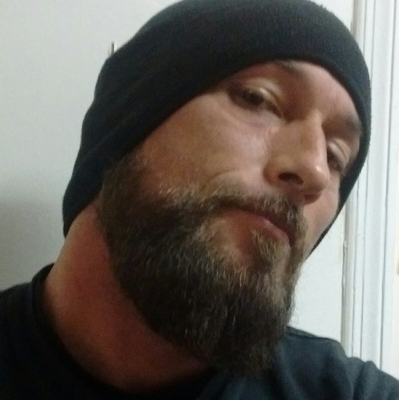 Profile Picture of Jonathan Karl (@jonkarl77) on Poshmark