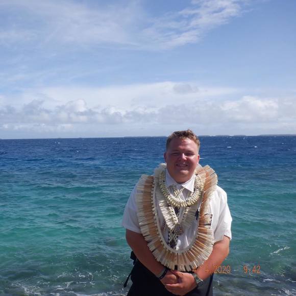 Profile Picture of Eli Hanson (@eli_hanson) on Poshmark