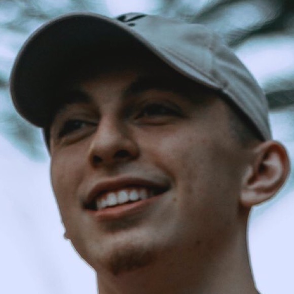 Brian Tenser - Poshmark Profile Picture of Brian Tenser (@tenser) on Poshmark