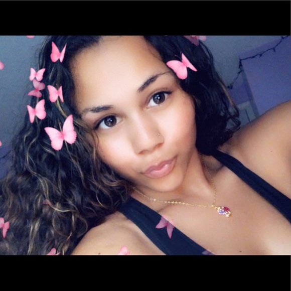 Profile Picture of Haley Moody (@haleymoody0710) on Poshmark