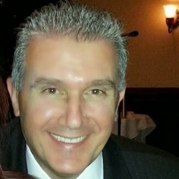 Profile Picture of Joseph Boulos (@jsphboulos) on Poshmark