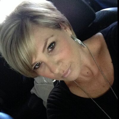 Profile Picture of Stacy Conley (@leeisme1) on Twitter