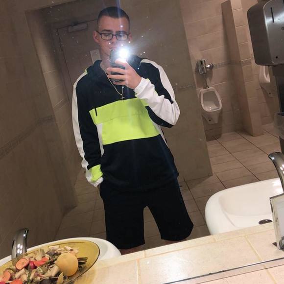 Profile Picture of Dennis Duncan (@blahblahblah96) on Poshmark