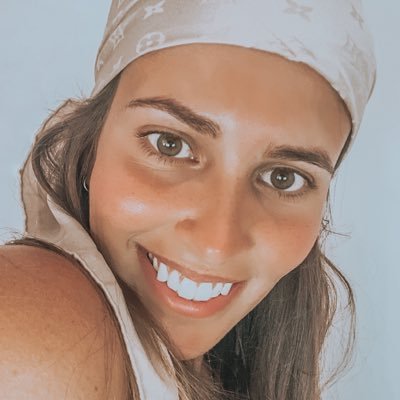Profile Picture of Ilda Da Silva (@DasilvaIlda) on Twitter