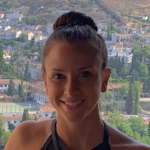 Profile Picture of Kayla Toscano (@kayt216) on Poshmark