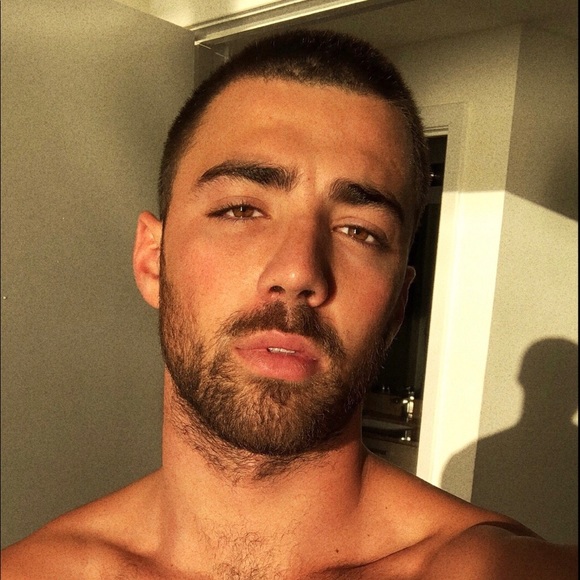Profile Picture of Marcus Balliette (@mballiette20) on Poshmark