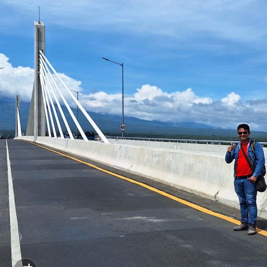 Profile Picture of John Bohol (@john.bohol) on Tiktok