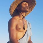 Profile Picture of Carlos ♨️ (@carlbledsoejr.sexy) on Instagram
