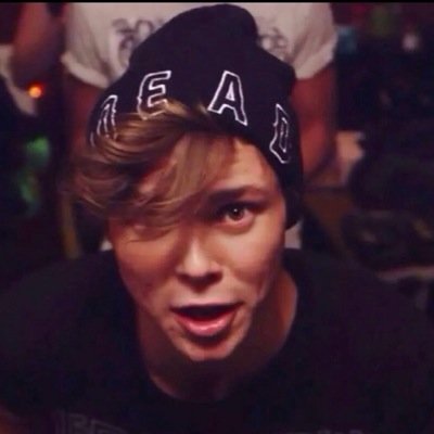 Profile Picture of Alicia Irwin (@AliciaIrwie) on Twitter