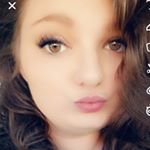 Profile Picture of Amanda Julian (@amanda.julian.3192) on Instagram