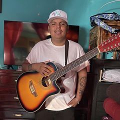 Profile Picture of Julian Castorena (@julian.castorena3) on Tiktok
