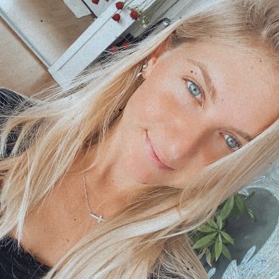 Profile Picture of Lily Moses (@LilySophia213) on Twitter