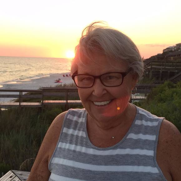 Profile Picture of Nancy Brown (@npbrown1776) on Poshmark