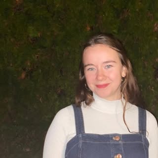 Profile Picture of Zoë Falkner (@hawkzoe) on Instagram