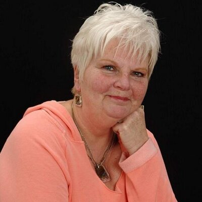 Profile Picture of Vicki Craig (@VickiMonksCraig) on Twitter