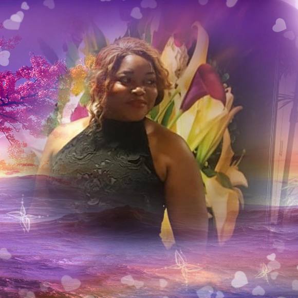 Profile Picture of Mady Muteba (@mutebantumba) on Poshmark