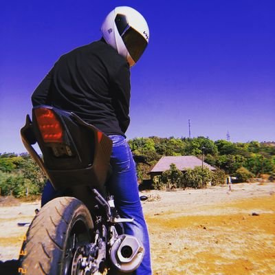 Profile Picture of Umair (@umairshaikh025) on Twitter