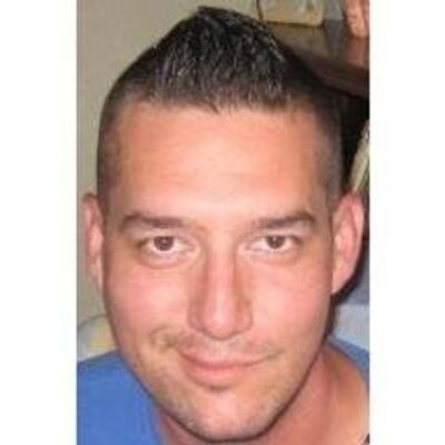 Profile Picture of John Bear Ross (@johnbearross) on Twitter