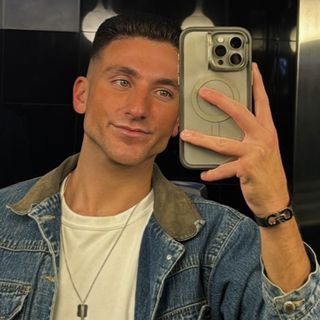 Profile Picture of 𝔻𝕒𝕧𝕚𝕕 𝔻𝕖𝕃𝕦𝕔𝕒 (@david.deluca13) on Instagram