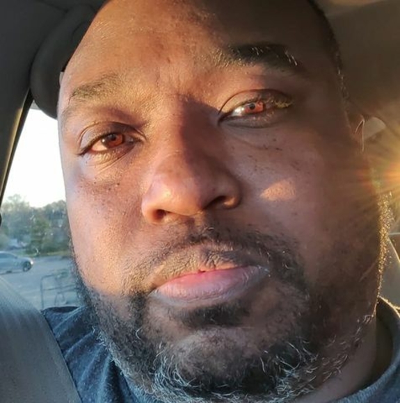 Profile Picture of George Holloway (@chi_hitman) on Poshmark